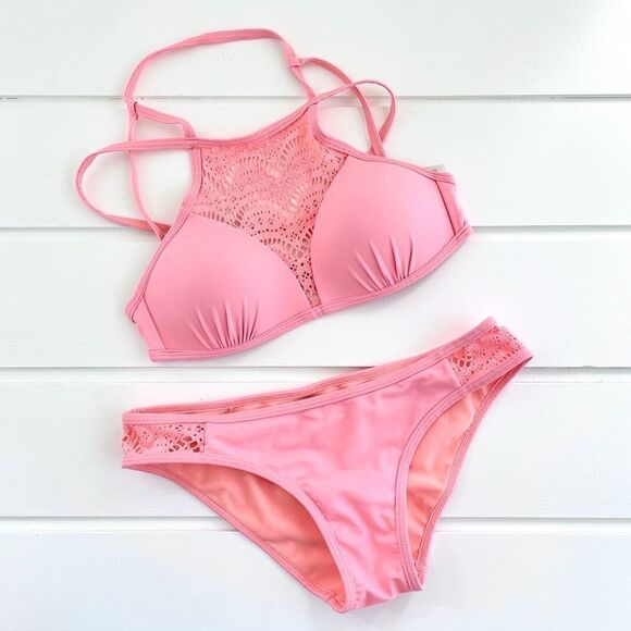 TiniBikini Coral Embroidered 2 Piece Bikini XS EUC - Picture 2 of 9